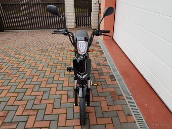 Nová E-Babeta Racceway - elektrická a bez ŘP - 5