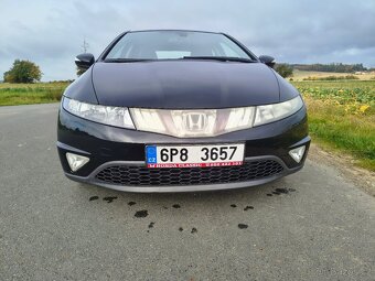 Honda Civic 8g sport (1.8 benzín), 103kW - 5