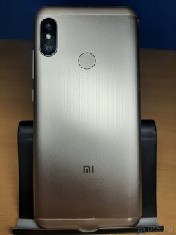 Xiaomi Mi A2 Lite (M1805D1SG) - 5