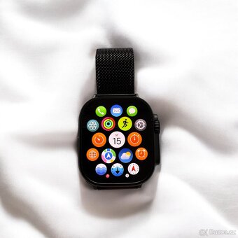 Apple Watch Ultra 3 (2025) 49mm Černý titan - 5