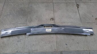 Lišta kufru Passat B5 96-01 - 5