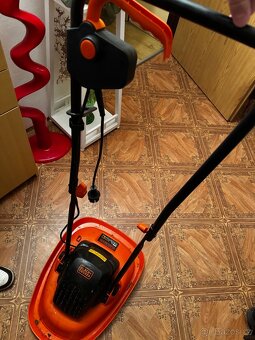 Black & Decker Strunovka - 5