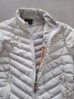 Dámská péřová bunda zn. Peak Performance - 5