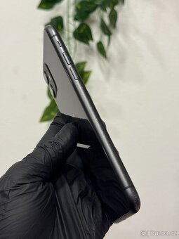 iPhone 11 128GB - 100% baterie, DPH - 5