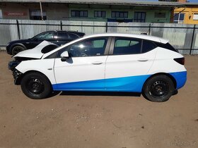 Opel Astra 1.4 Turbo 92 kW 2018 ČR - 5