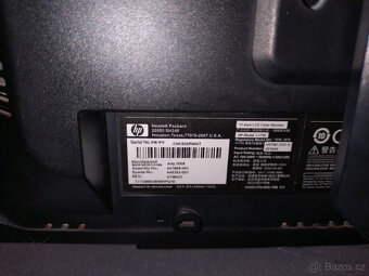 Monitor HP L1750 17", 1280 x 1024, polohovatelný - 5