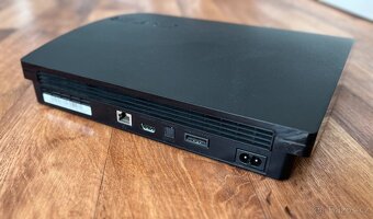 Sony Playstation 3 Slim (CECH-2504B) 320 GB černá - 5