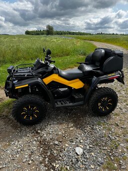 Can-am outlander 800r max 5145km nová tk - 5