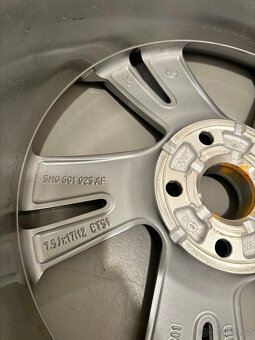 1 kus orig.vw 5HO 6010 25AF. 7.5 J&17H2 ET51 - 5