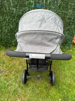 Lehký sportovní kočárek Kinderkraft Trig 2 Grey top stav - 5