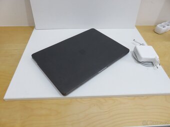 Apple MacBook Pro 16" 2019, i9 64GB/1TB - 5