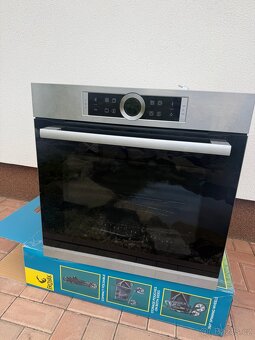 Vestavná trouba Bosch HBG635NS1 Series 8 - 5
