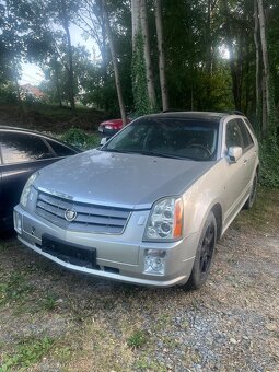 Cadillac SRX 3,6 r.v.2004 - 5