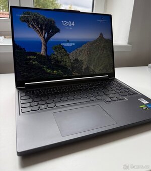 Lenovo Legion Slim 5 16IRH8 Storm Grey kovový - 5