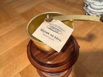 Porcelánová jídelní souprava cibuláky - 5