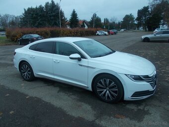 Prodám VW Arteon Shooting Brake 2.0 TDI 110kW DSG - 5