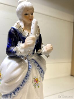 sada rokokových sošek hudebníci - 5