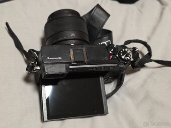 Panasonic Lumix DMC-GX80 + 25mm/1,7 + 45-150mm/4,0-5,6 - 5