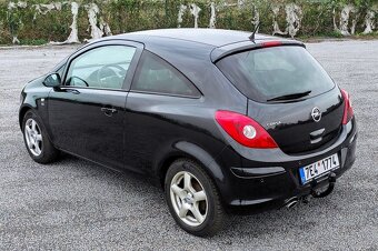 Opel Corsa D 1,4 64 kW r.v. 2012, 2x klíč, 2x kola, serviska - 5