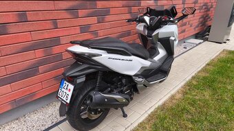 Honda Forza TOP STAV NOVÉ - 5