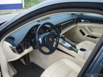 Porsche Panamera 4S V8 - 5