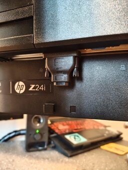Monitor HP Z24i - 5
