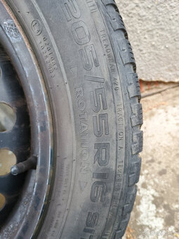 Sada celoročních pneu 205/55 R16 s disky rozteč 5x108 FORD - 5