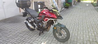 HONDA CB500X,první majitel,koupeno v ČR,najeto pouze 5480km - 5