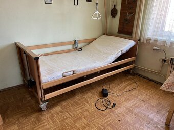 Elektrická zdravotní polohovací postel + nová matrace - 5