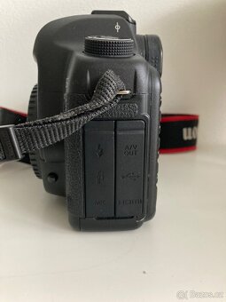 Canon EOS 5D Mark II - 5