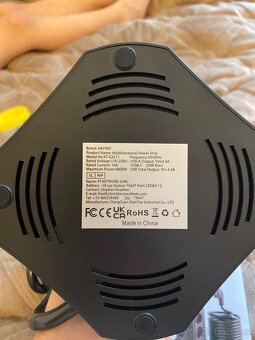 Multifunkăni zásuvka 12 x 220 V 5 x USB - 5