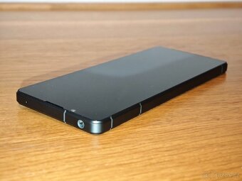 Sony Xperia 1V - 5
