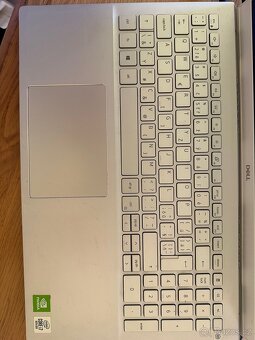 Dell Inspiron 5501 model P102F – (na náhradní díly) - 5