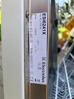 Prodám vestavnou myčka Electrolux - 5