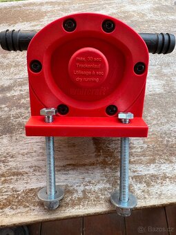 Garážový výprodej - zámky,bazén,čerpadlo,čelisti, - 5