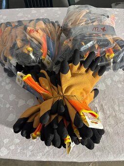 Pracovní rukavice. 162 párů - 5