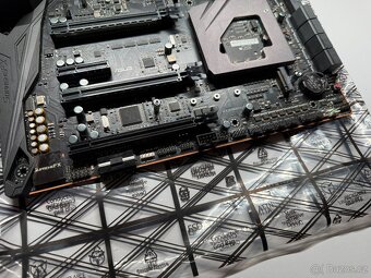 Intel i5 + Asus ROG Maximus IX Extreme Z270 - 5