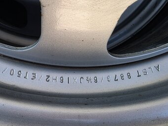 215/65/16 Letní kola Dacia Duster 5x114,3 - 5