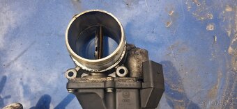 Skrtici klapka audi A4 B7 8E 171kw asb - 5