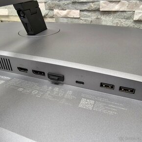 HP Z27xs G3 4K USB-C DreamColor Display - 5