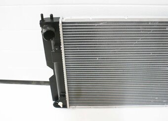 Chladič motoru OEM Toyota Corolla, Corolla Verso 2.0 D4D - 5
