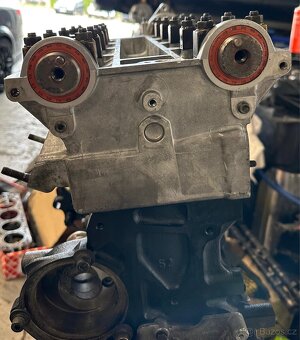 Prodám motor Opel 2.0 16V C20XE 110kw 150 koní - 5