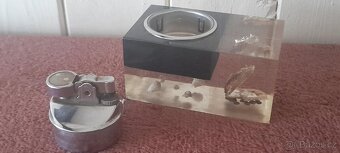 LUCITOVÝ ZAPALOVAČ S PRYSKYŘICÍ A MOŘSKÝM SVĚTEM S MUŠLÍ A P - 5