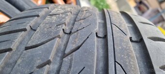 Prodám alu disky na Mercedes - 5