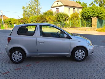 Toyota Yaris 1.0 VVT-i 48kw,2xklíč,1.Maj,127tkm,Klima - 5