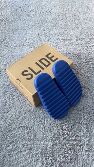 adidas Yeezy Slide Azure - 5