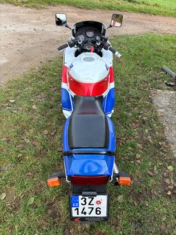 Dvakrát Honda CBR 600F PC-19 1988 a PC-23 1990 - 5