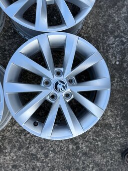 Alu kola Škoda Octavia 5x112 R16 – originální disky - 5