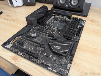 Asus ROG Crosshair VII Hero Wifi X470 - 5