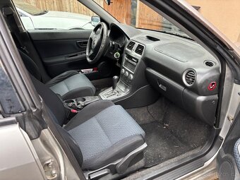 SUBARU Impresa kombi - 5